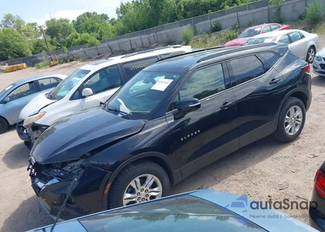 2021 Chevrolet Blazer Awd 2Lt z USA, uszkodzony, nr VIN 3GNKBHRS5MS511814